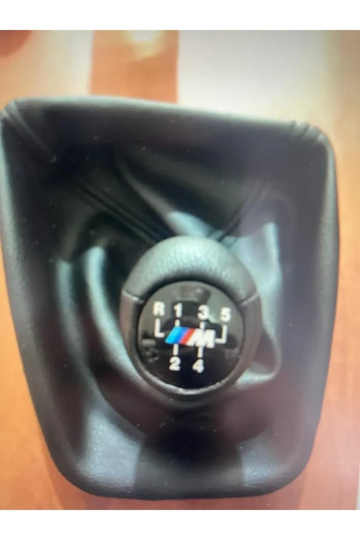 İst-Oto Bmw E36 Vites Topuzu Körük M Tip Komple 5 İleri 2 ADET
